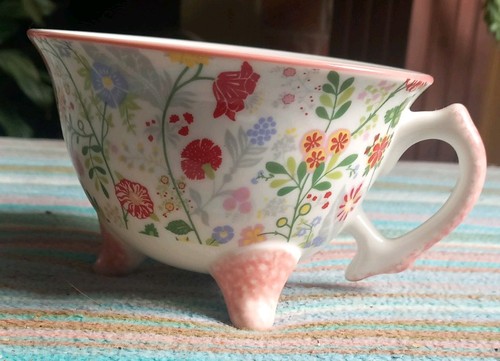 Pink floral three feet - feet, cup