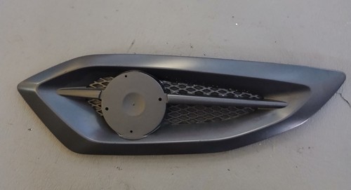 Cover right side - side,