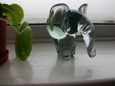 DELIGHTFUL GLASS CRYSTAL