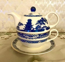 Ringtons Willow Pattern Tea For One Set, In Excellent Condition