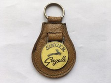 C1960s VINTAGE SINGER GAZELLE PROMOTIONAL KEYRING/FOB