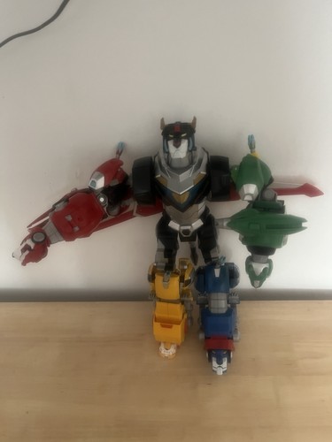 Voltron legendary defender - voltron,