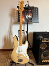 1983 Vintage Fender Jazz Base Guitar - Original Case Included