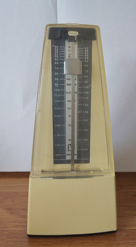 Nikko seiki ltd - co,, metronome