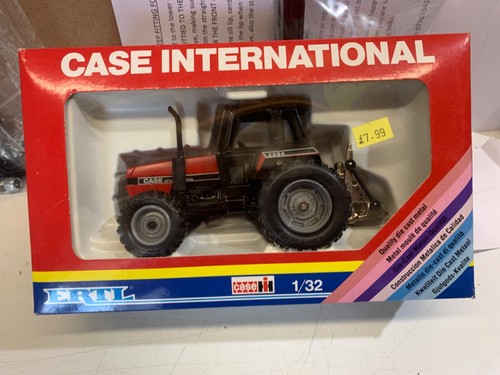 BRITAINS.ERTL.1:32.FARM.CASE