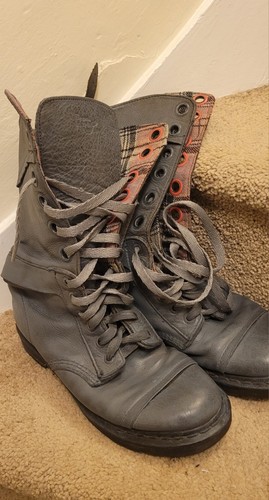 Martens docs triumph mid - /,