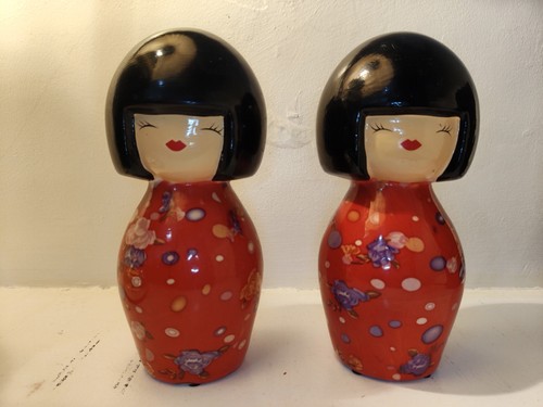 Pair vintage kokeshi - of,