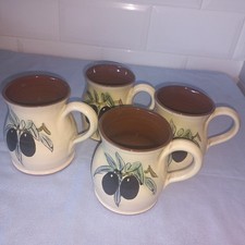  Lucienne De Mauny 4 Mugs-