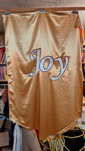 Vtg hanging satin - lg,