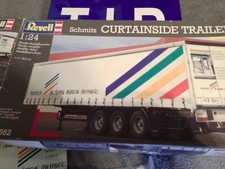 REVELL 1/24 SCHMITZ TRI=AXLE CURTAINSIDE TRAILER MODEL KIT. FOR 1/24 TRUCK