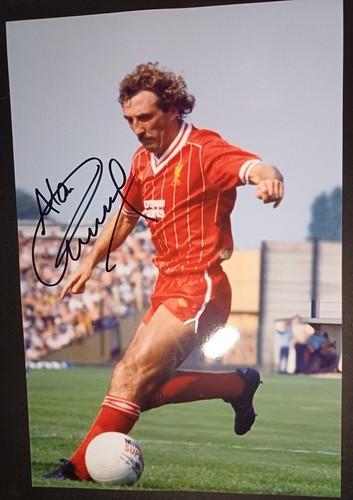 Alan kennedy liverpool - kennedy, in