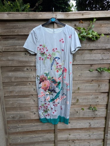Oasis oriental bird - oriental, floral