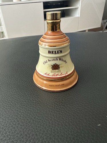 Wade pottery bells whiskey - bells,