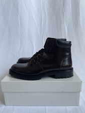 Common Project Brown Combat