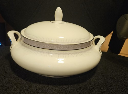 Royal doulton lilactime - doulton,
