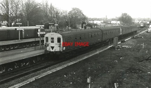 Photo car emu - emu, no