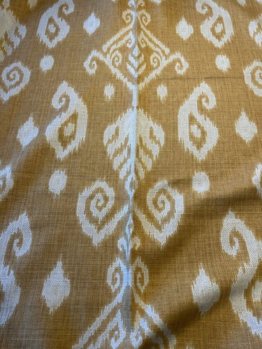 Striking ikat lengths in - x,
