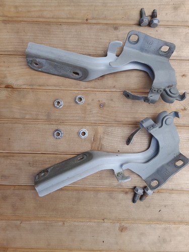 Nissan juke bonnet hinge - juke,