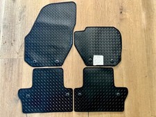 Volvo V60 Rubber Floor Mats for V60 Automatic, 2010-2018 - Set of 4