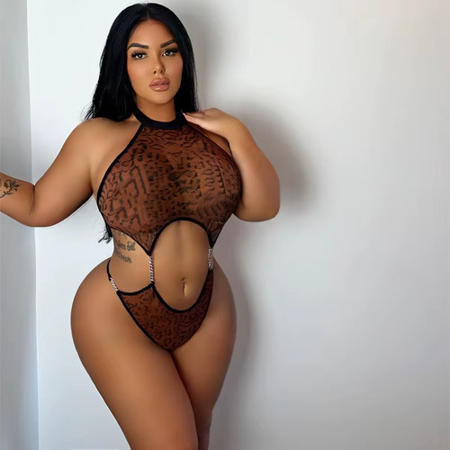 Women leopard print one - print,