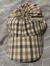 MENS AQUASCUTUM CAP 25 Years old 