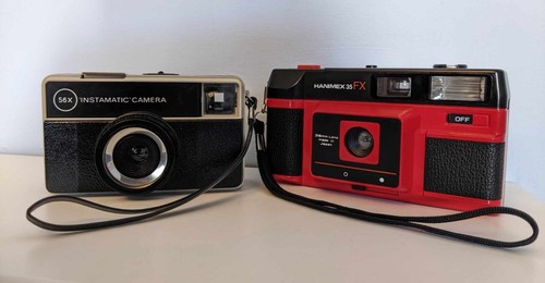 Vintage cameras untested - x,