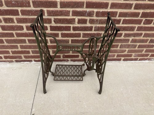 Vintage 1910 singer cast iron - singer,