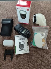 Canon Speedlite 430EX Flash, Case & Diffusion System