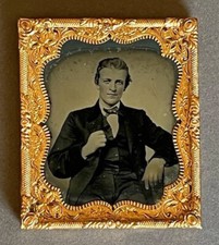 ANTIQUE 1/6TH PLATE AMBROTYPE