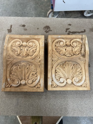 Wooden corbels pair - 1, design