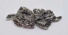 Beautiful Art Deco Duette Clip