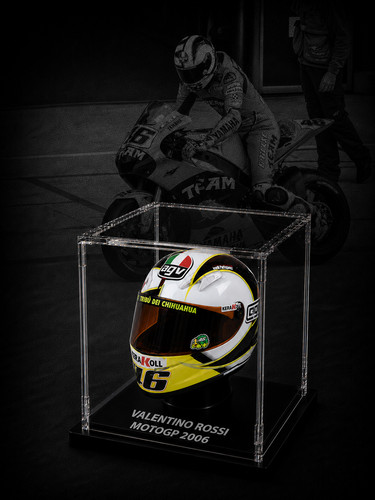 Scale unpainted helmet - 1/1, 2