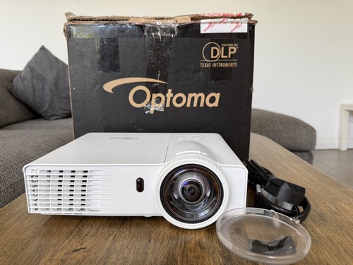 Optoma gt760 short throw 400 - gt760, 3,400