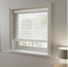 Swish White Venetian Blind(Cut