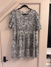 Primark Dress Size XL