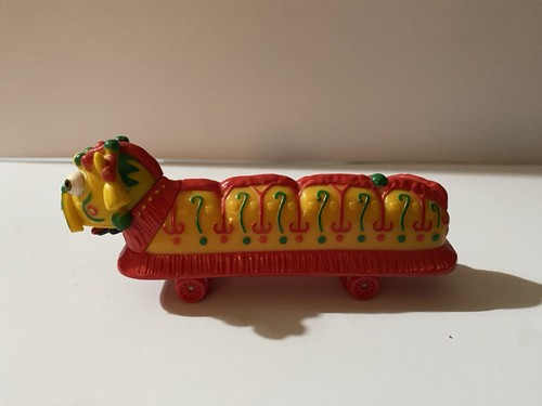 Ertl chinese dragon - chinese, thomas