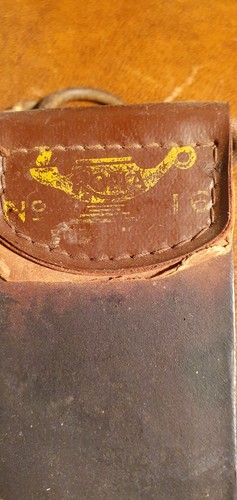 Antique leather razor - no.16,