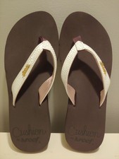 NEW Reef Women's Star Cushion