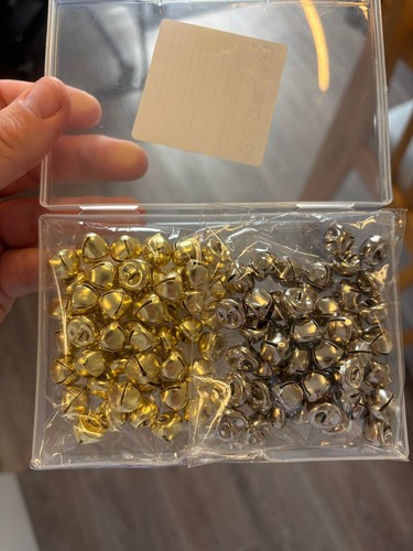 100 mini jingle bells gold - jingle,