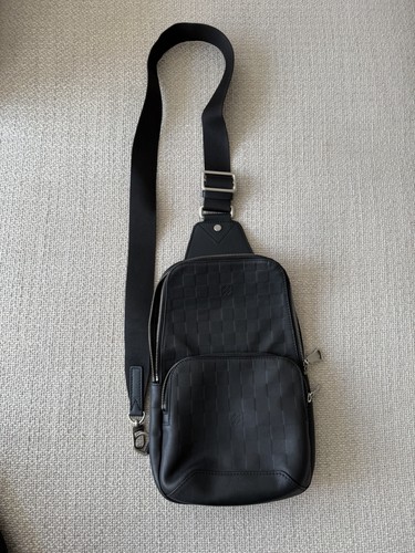 Louis vuitton avenue - sling, bag