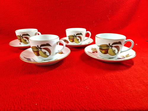 Royal worcester evesham gold - worcester,