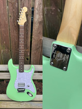 Squier by Fender Stratocaster