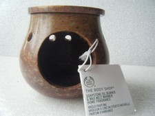 THE BODY SHOP " NATURAL