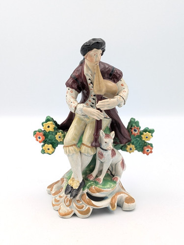 Staffordshire figure piper - -,