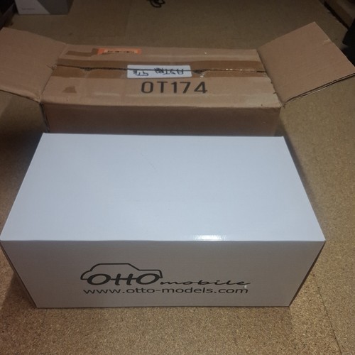 Otto white ot174 - 1:18,