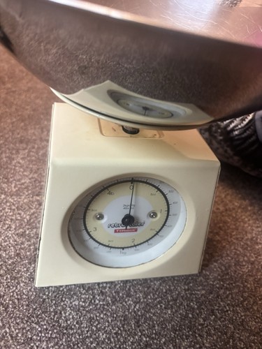 Typhoon retro scales - retro,