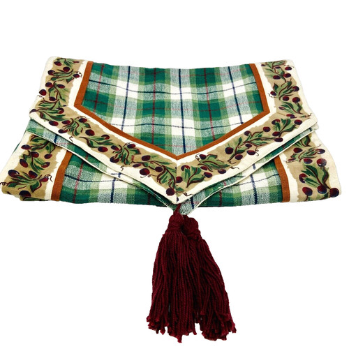 Dii table runner - runner, plaid