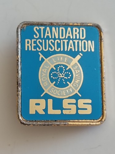 Royal life saving - saving, standard
