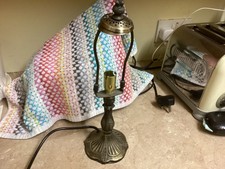 Tiffany light stand without shade