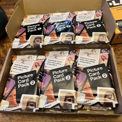 Cards against humanity - cards,